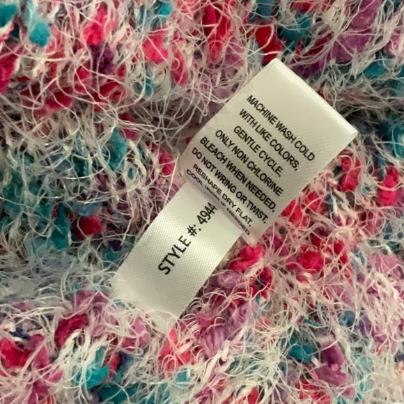 Moral Fiber Multicolor Fuzzy Eyelash Yarn Sweater Size Large - Picture 8 of 8